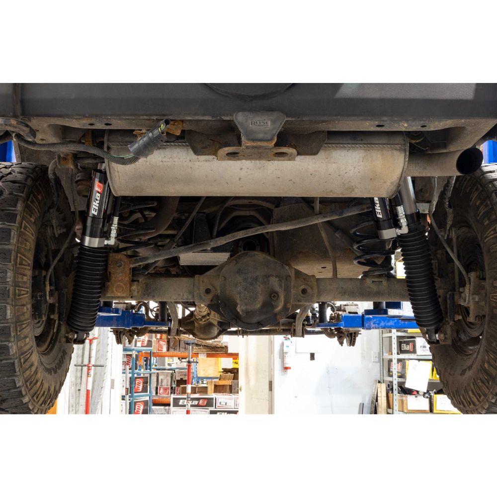 Elka 2.0 Reservoir Shock Absorbers For Jeep, Installed On Car Seven